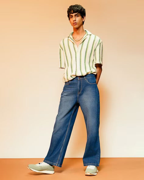 Wide-Leg Jeans